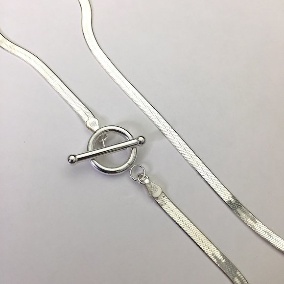 925 Sterling Silver Herringbone Necklace With Toggle Clasp - Picture 6 of 8